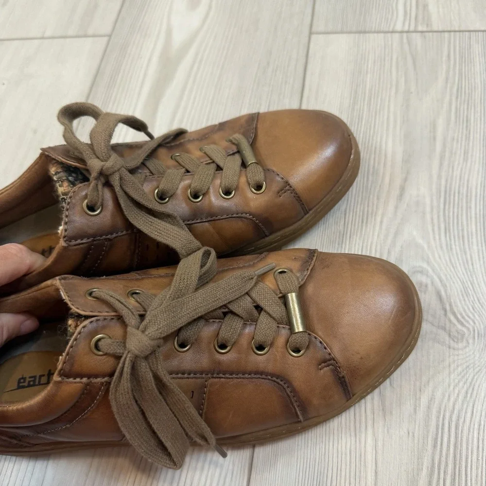 Earth Zag Soft Leather Womens Brown Lace Up Lifestyle Sneakers 11M